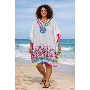 NWT Choa Kaftan Coverup Women OS White Floral Embroidered Pom Pom Boho Tunic